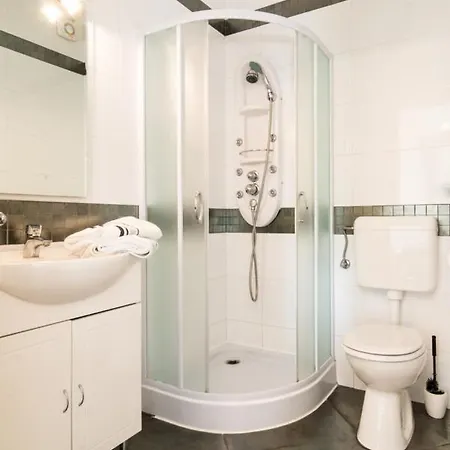 Apartment Studio Larissa Savudrija